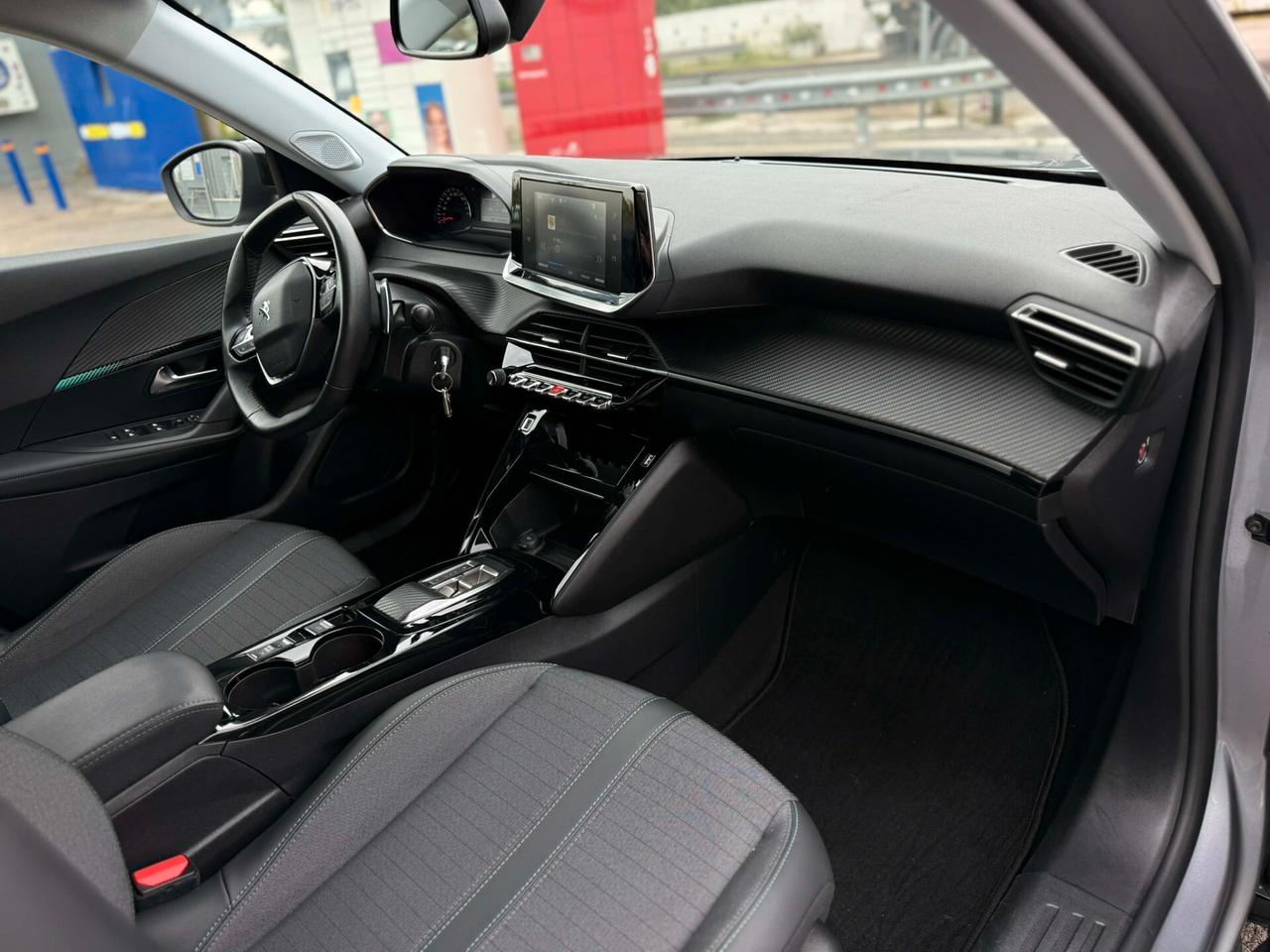 Peugeot 2008 BlueHDi 130 S&S EAT8 Allure Pack