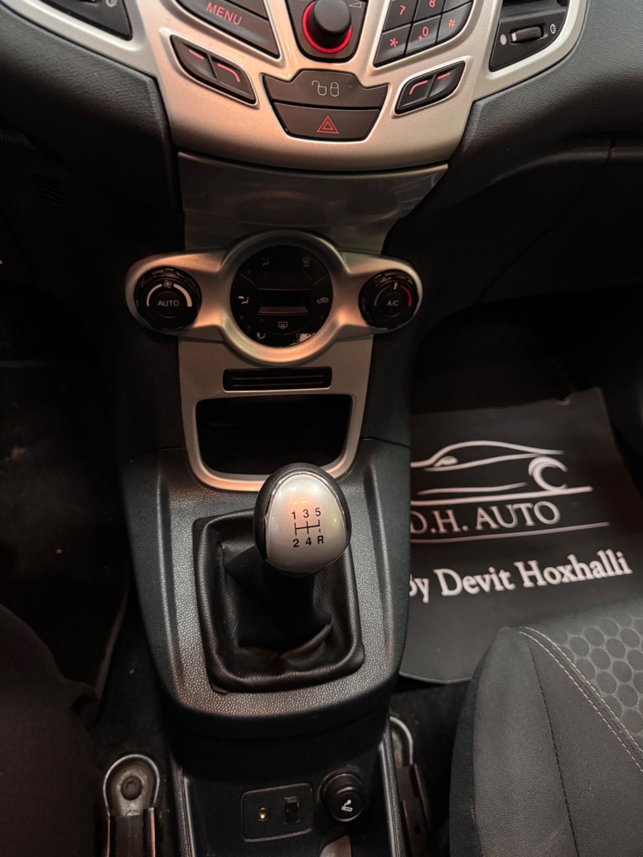 Ford Fiesta 1.6 TDCi 90CV 5 porte DPF Titanium