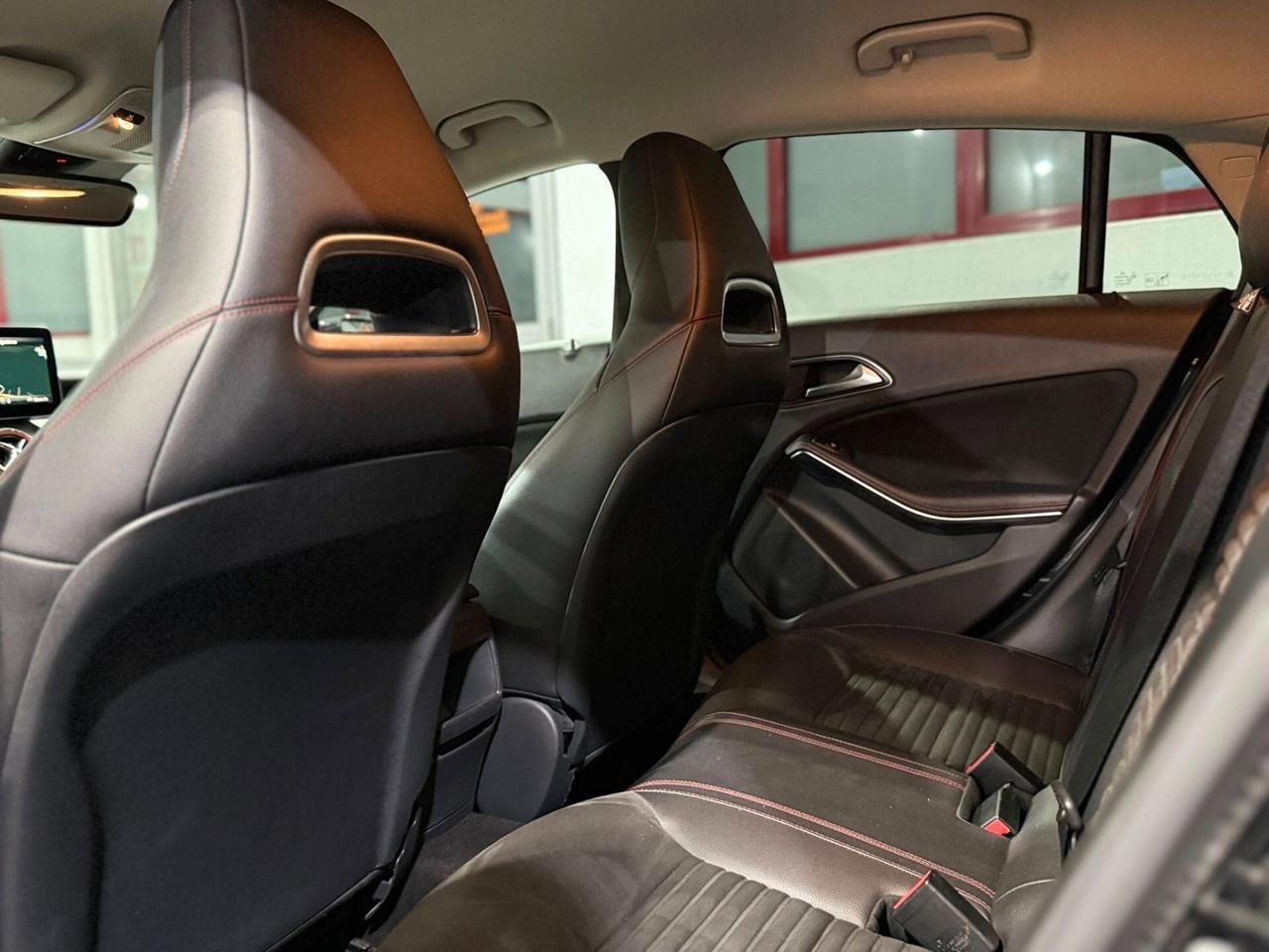 Mercedes-Benz CLA Shooting Brake 200d 4Matic Autom 2018 cdi 136cv