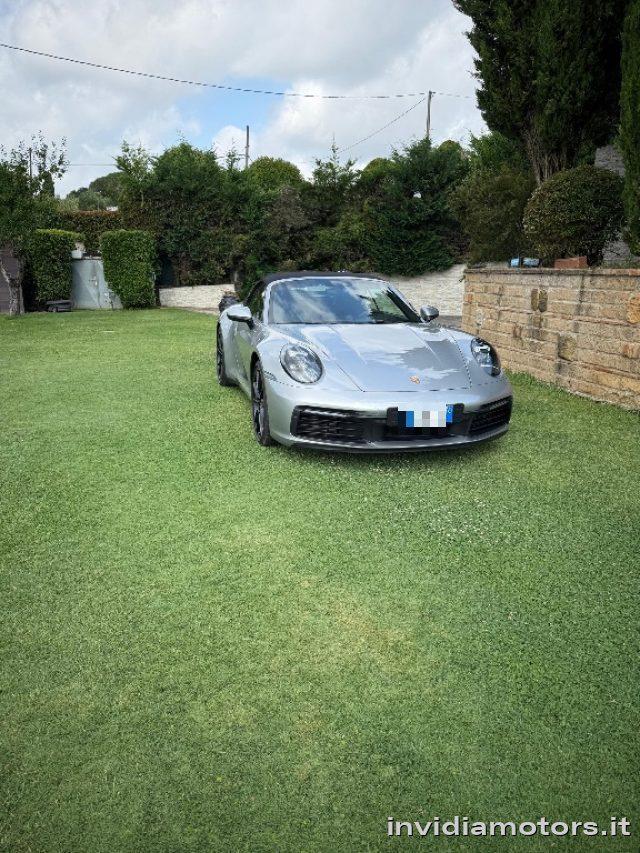 PORSCHE 992 Carrera Cabriolet