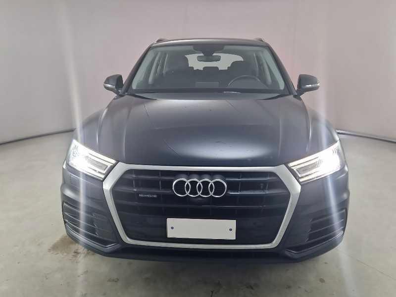 AUDI Q5 40 TDI Business quattro S tronic