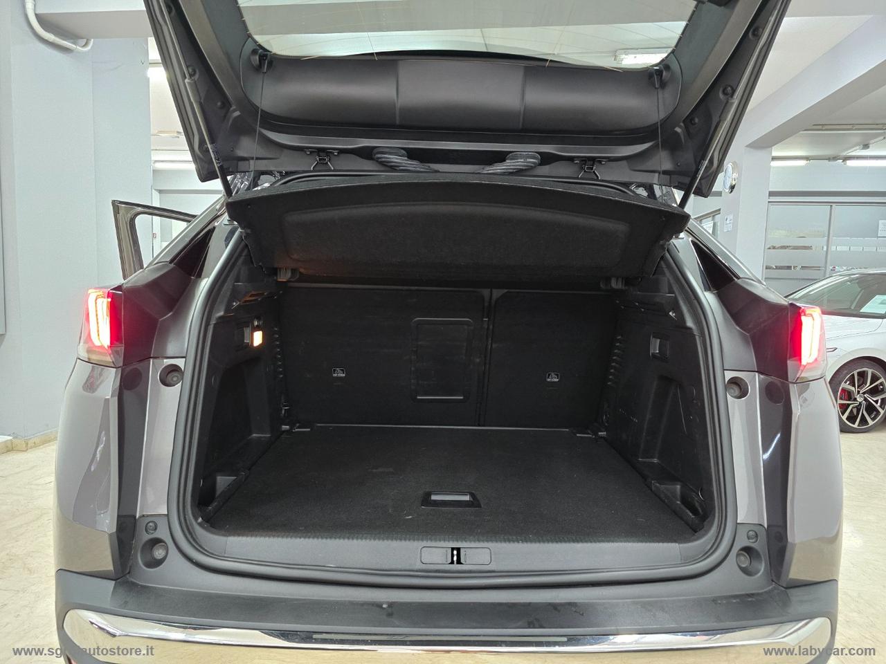 PEUGEOT 3008 BlueHDi 130 S&S EAT8 GT