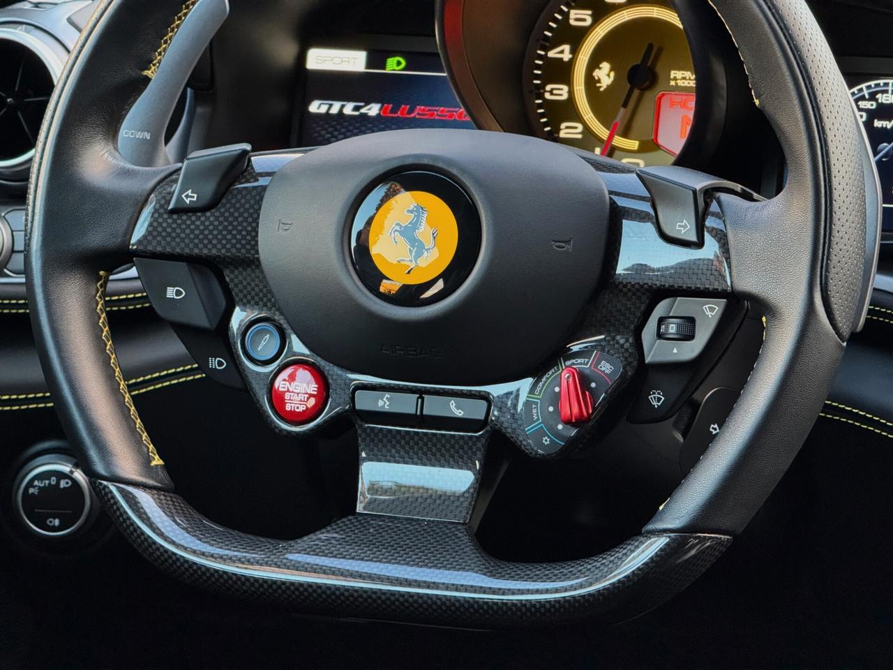 Ferrari GTC4 Lusso 6.3 DCT V12 689CV LIFT SCUDETTI