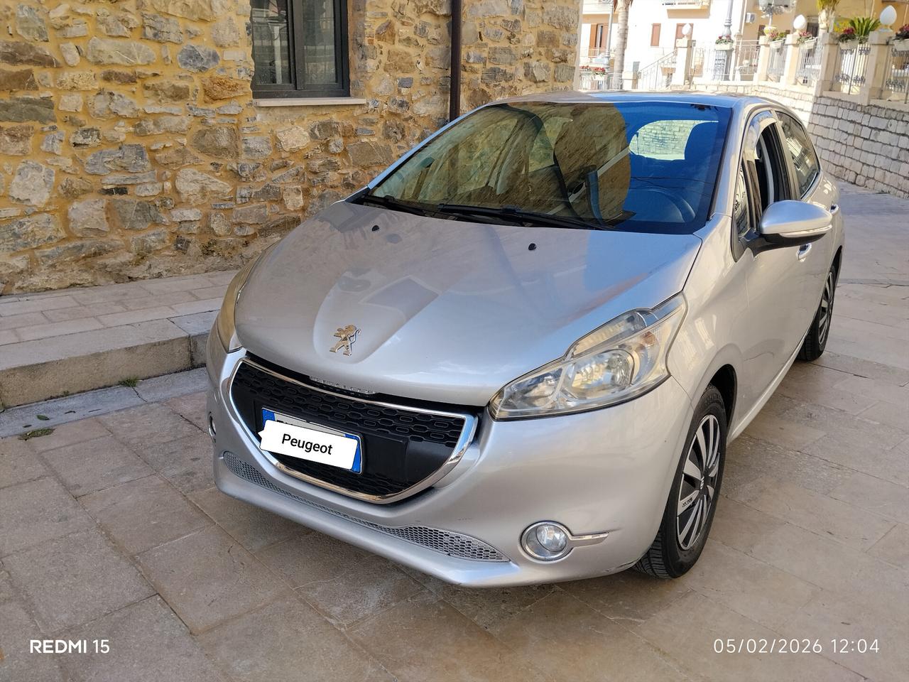 Peugeot 208 1.4 HDi 70 CV 5 porte Allure