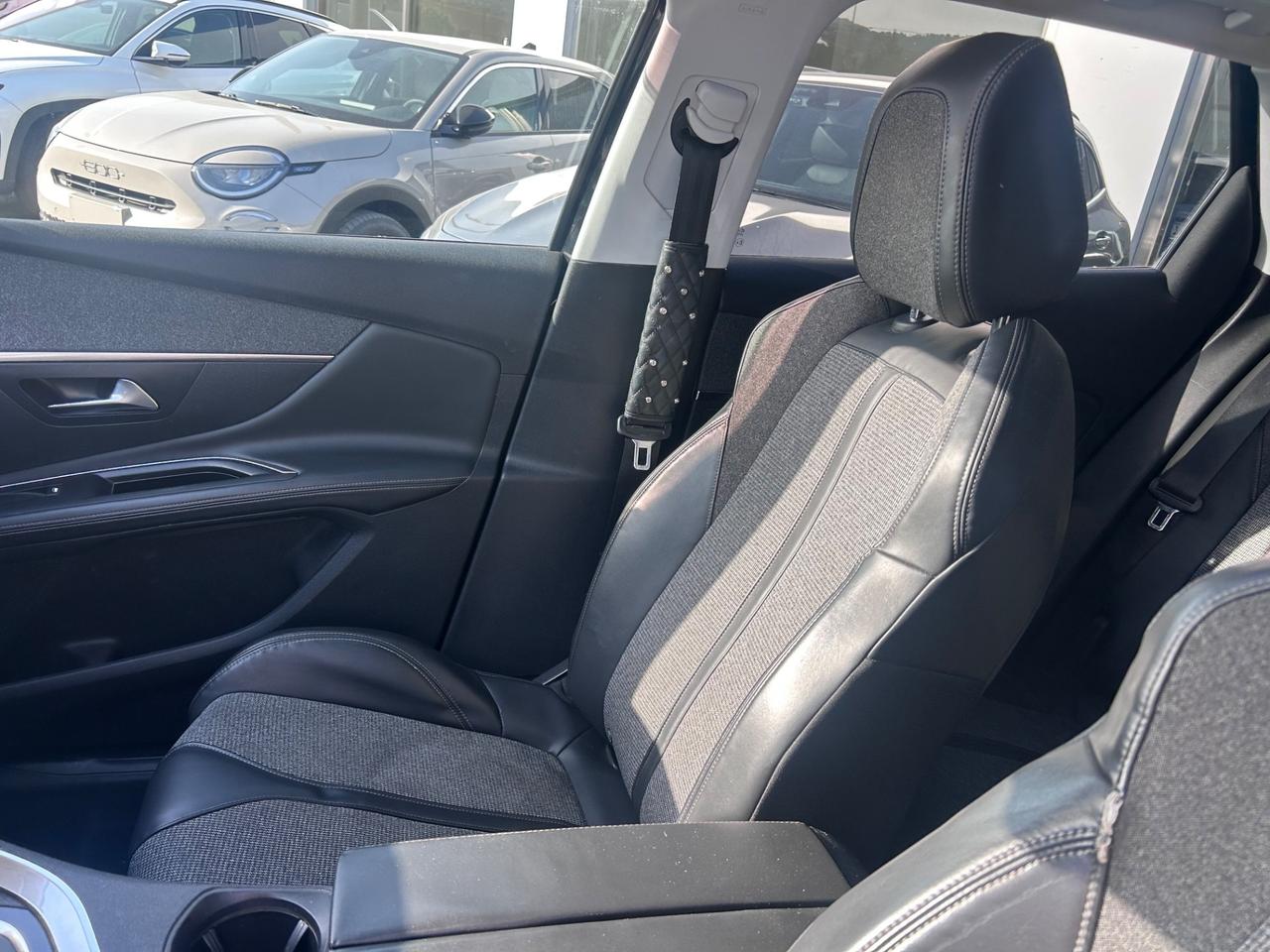 Peugeot 3008 1.5BlueHDi 115cvS&S GT Line