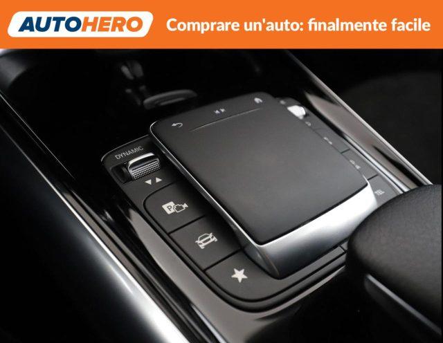MERCEDES-BENZ GLA 200 Automatic 4Matic Premium