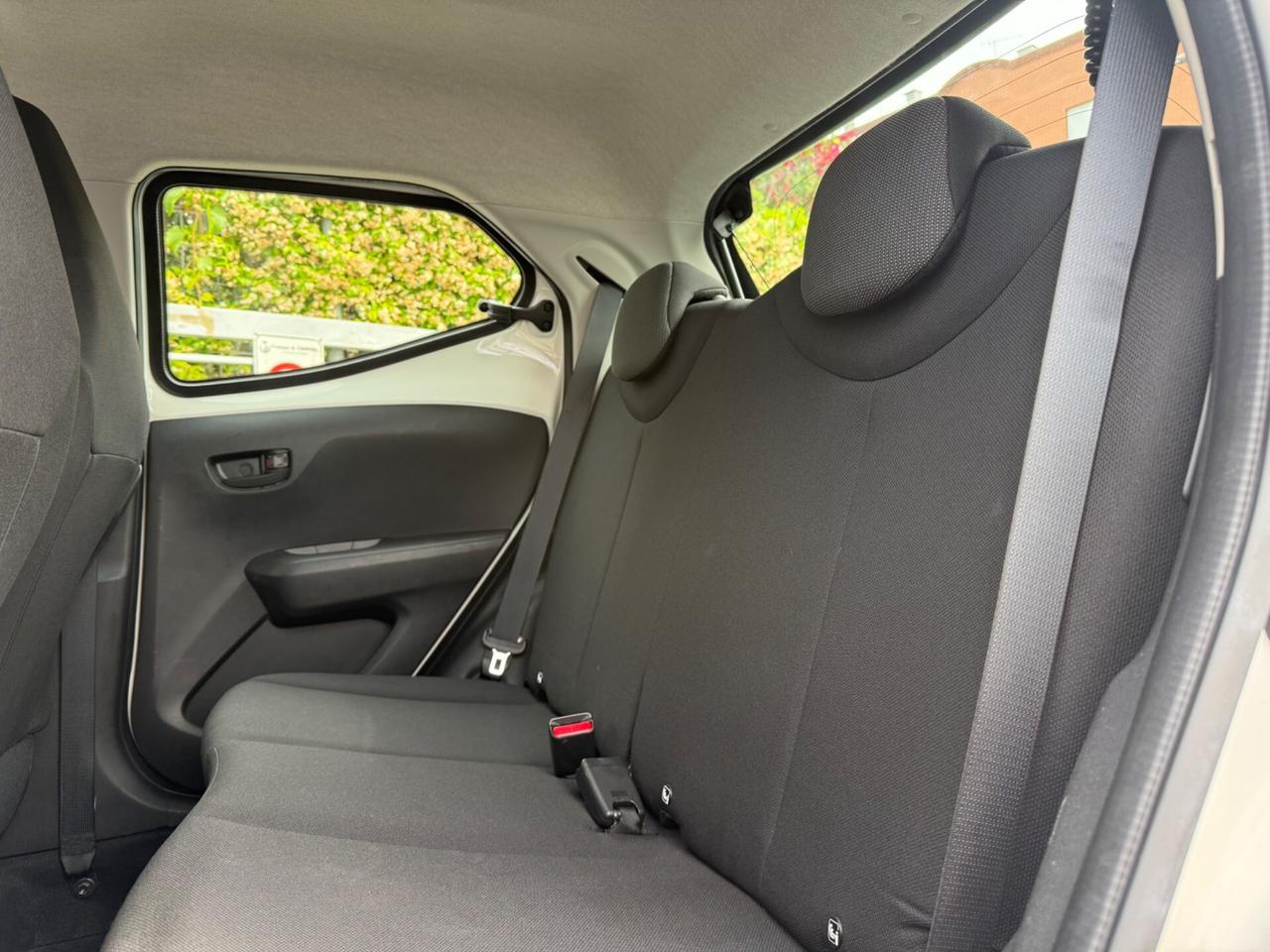 Toyota Aygo 1.0 5 porte x-cool GARANTITA PREZZO REALE