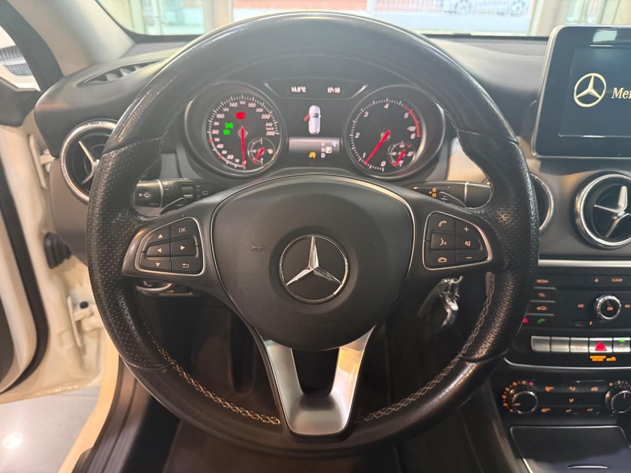 Mercedes-benz CLA 200 d S.W. Premium