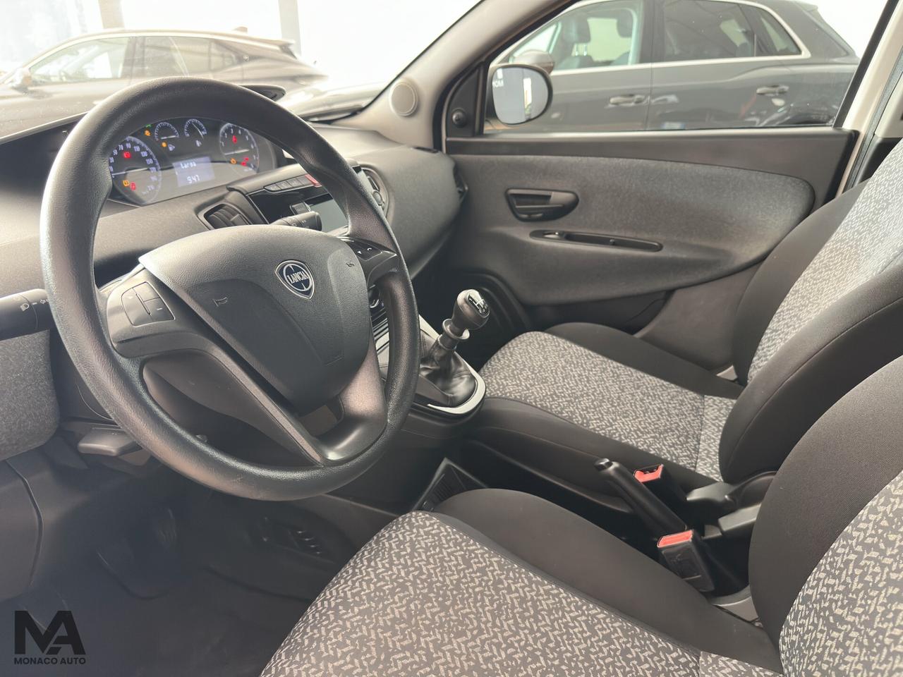 Lancia Ypsilon 1.0 FireFly Hybrid 70CV 2020
