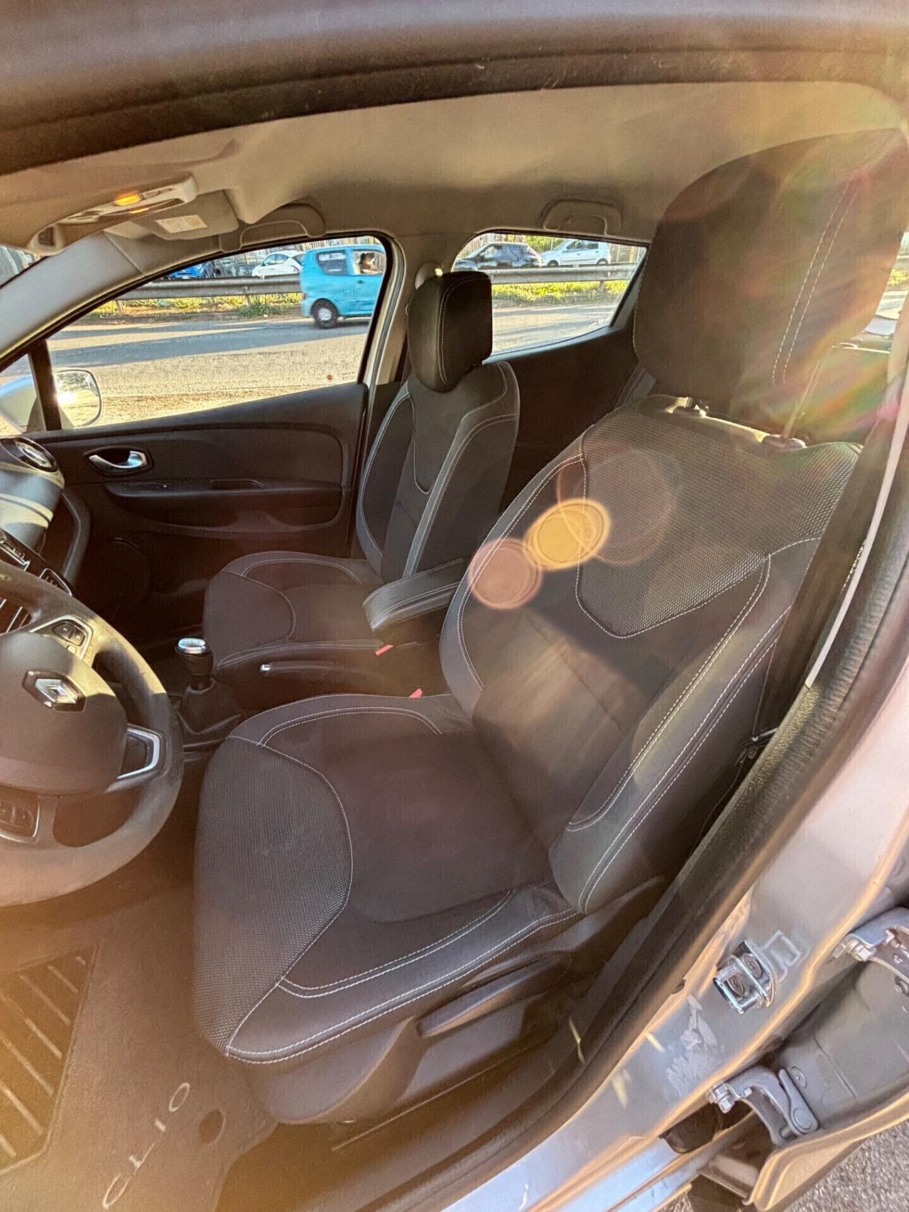 Renault Clio TCe 12V 90 CV GPL 5 porte Duel