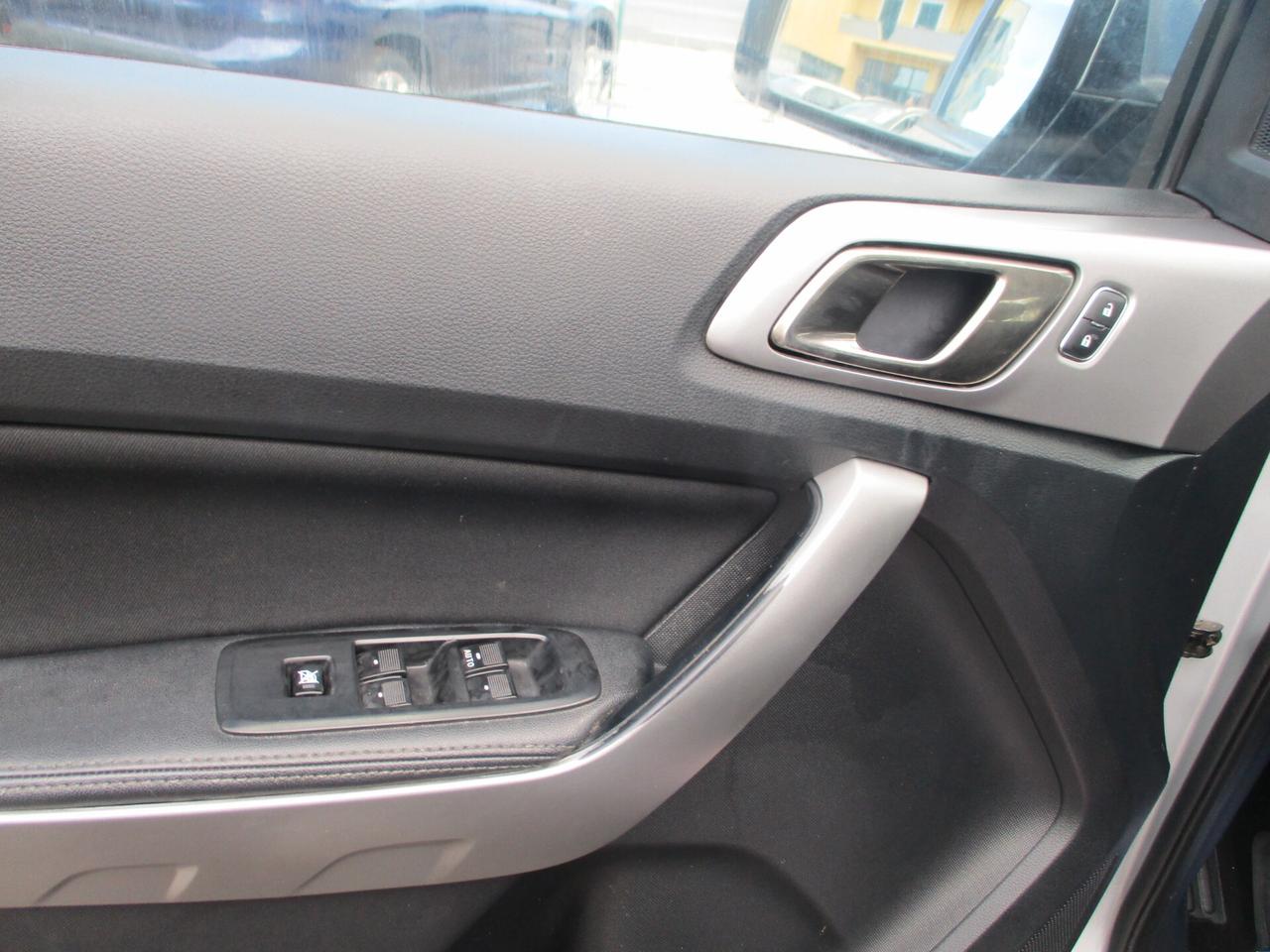 Ford Ranger 2.0 TDCI 170CV E6D PICK-UP 4X4 D.CAB GANCIO TRAINO