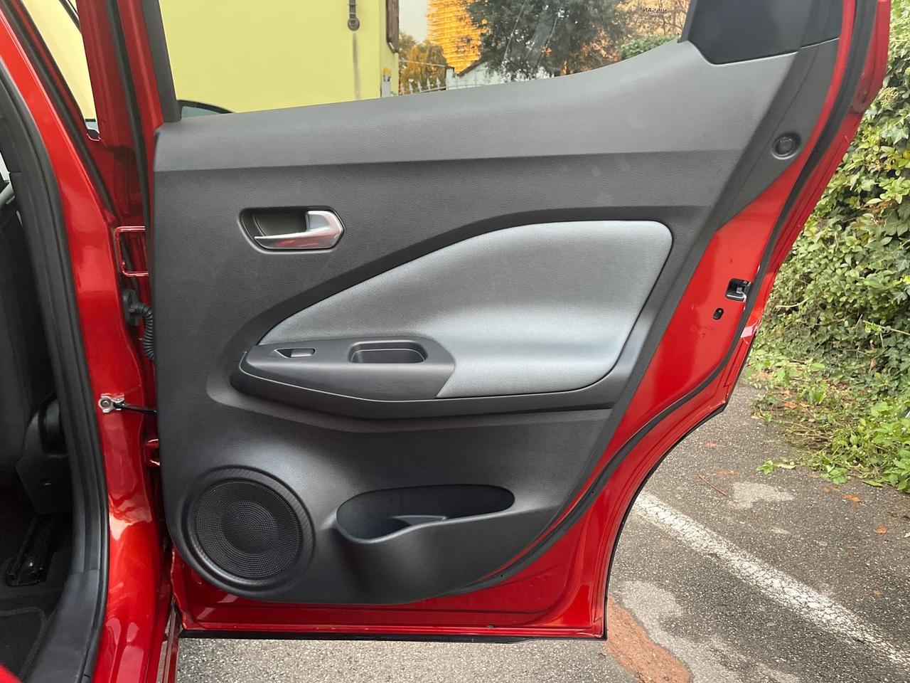 Nissan Juke N-Connecta 1.0 DIG-T 114 #7940