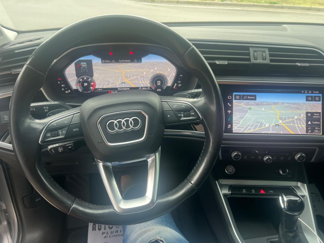 Audi Q3 35 TDI S tronic Business