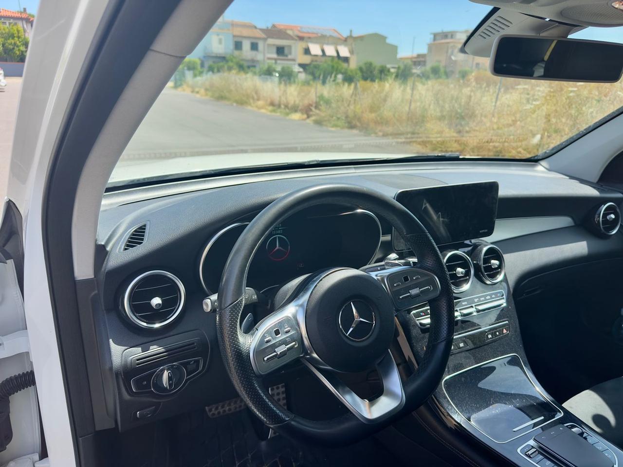 Mercedes-Benz GLC 220 D Premium