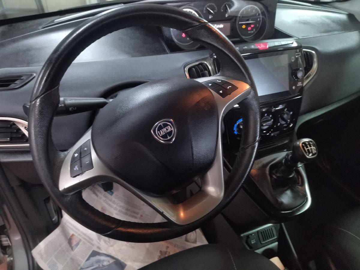 LANCIA - Ypsilon - 1.0 FireFly 5p.S&S Hybryd Gold 2022