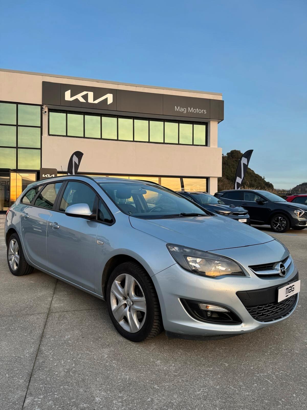 Opel Astra 1.6 CDTI EcoFLEX S&S Sports Tourer Cosmo
