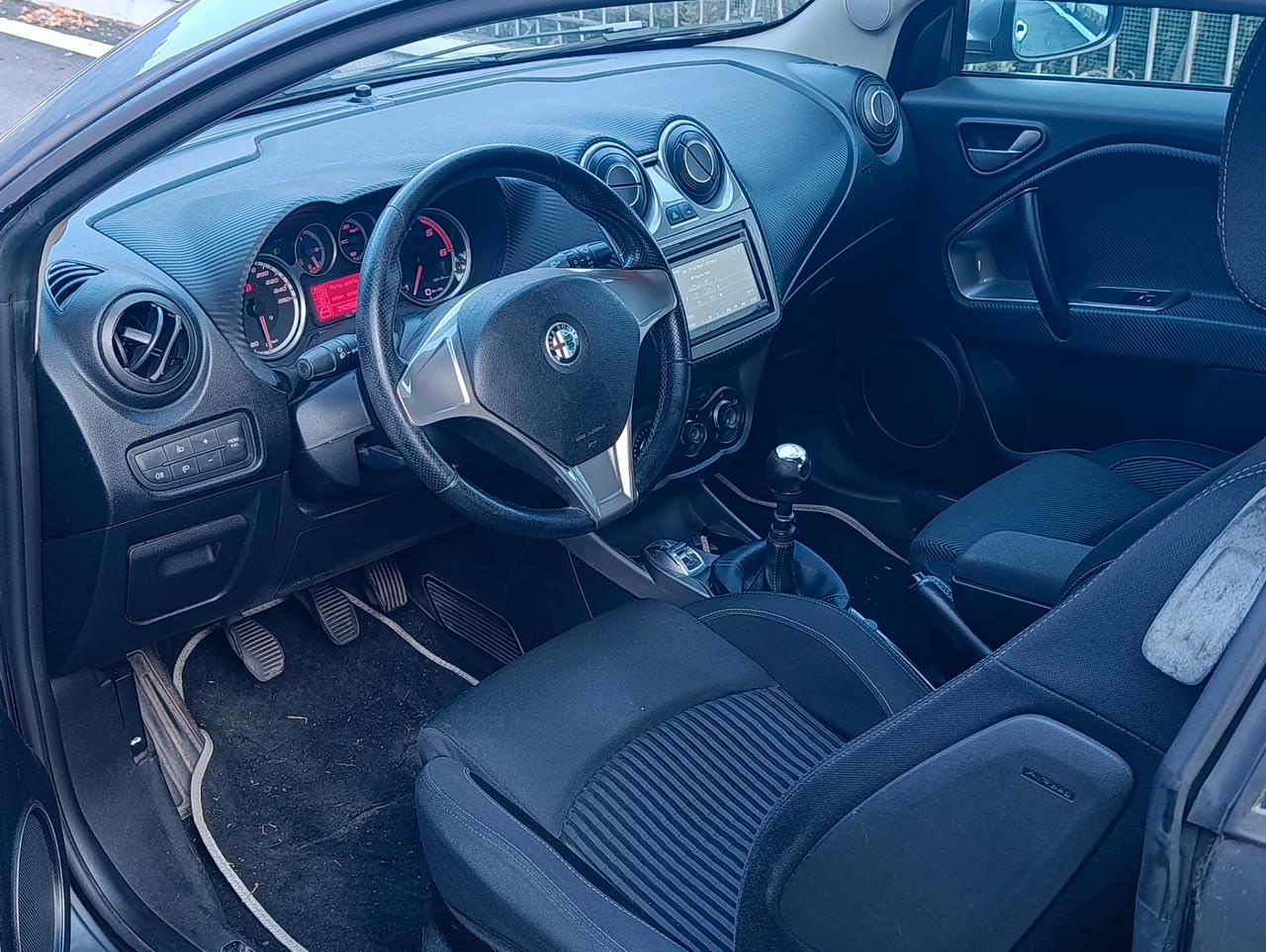 Alfa Romeo MiTo 1.6 JTDm 16V Distinctive Sport Pack