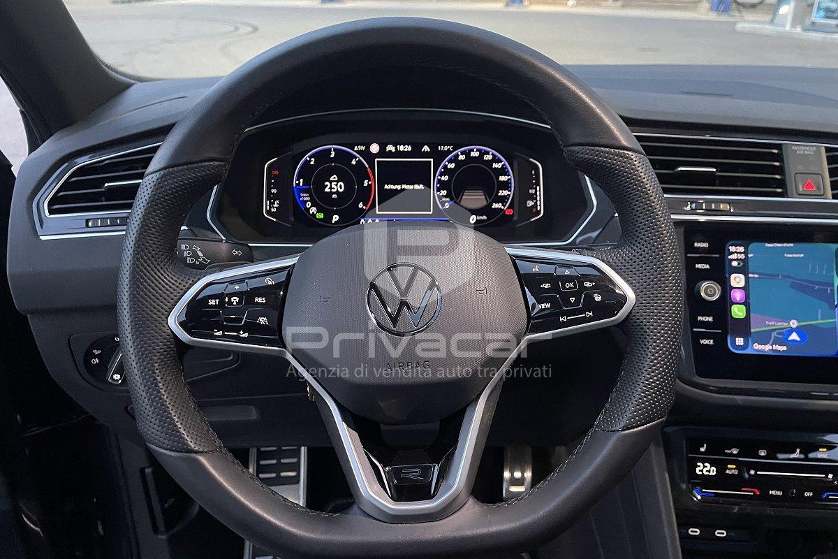 VOLKSWAGEN Tiguan 2.0 TDI 200 CV SCR DSG 4MOTION R-Line