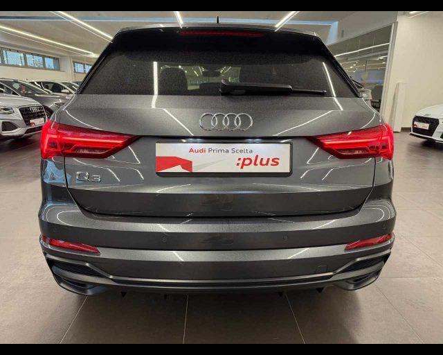 AUDI Q3 45 TFSI e S tronic S line edition