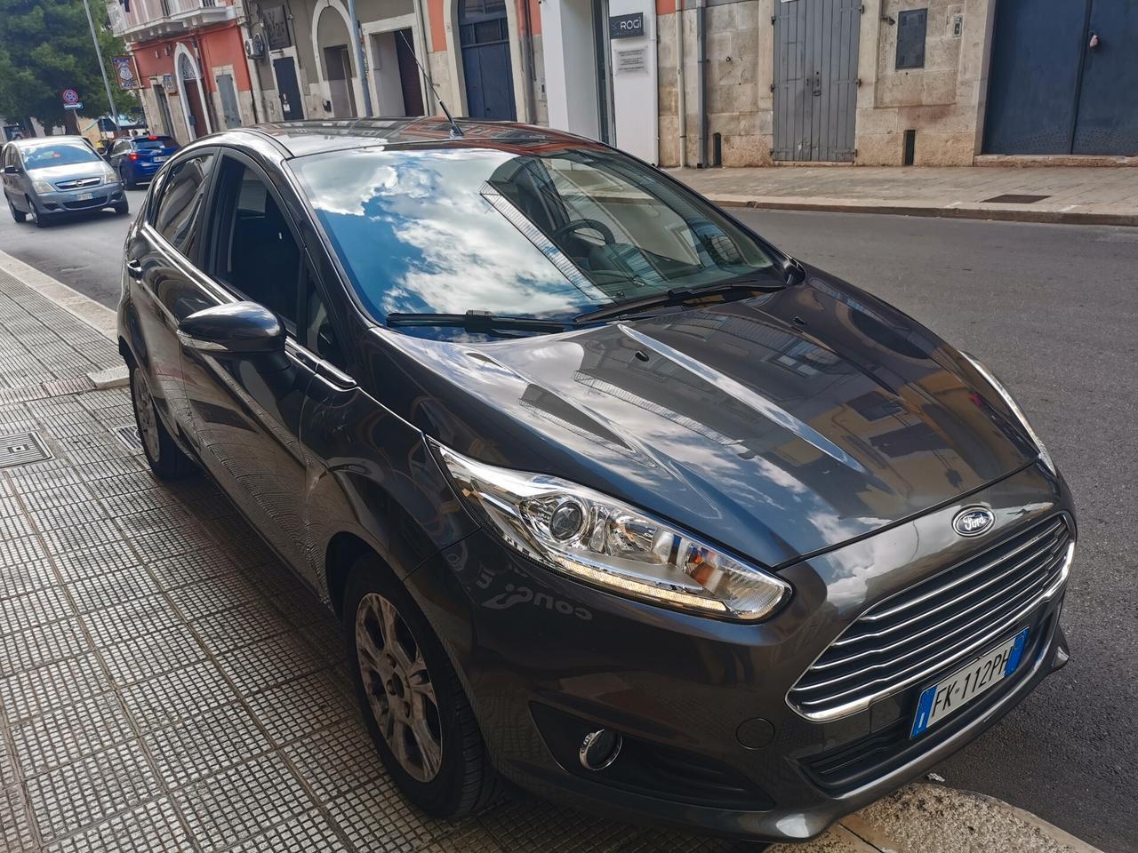 Ford Fiesta 1.5 TDCi 75CV 5 porte TITANIUM NAVI FULL