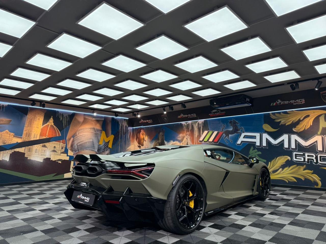 Lamborghini Revuelto 6.5 V12 (333)