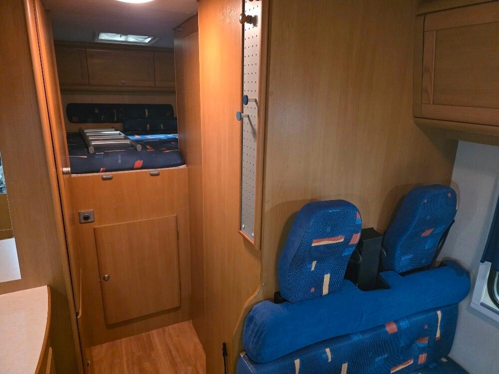 CAMPER CI ELLIOT GARAGE P