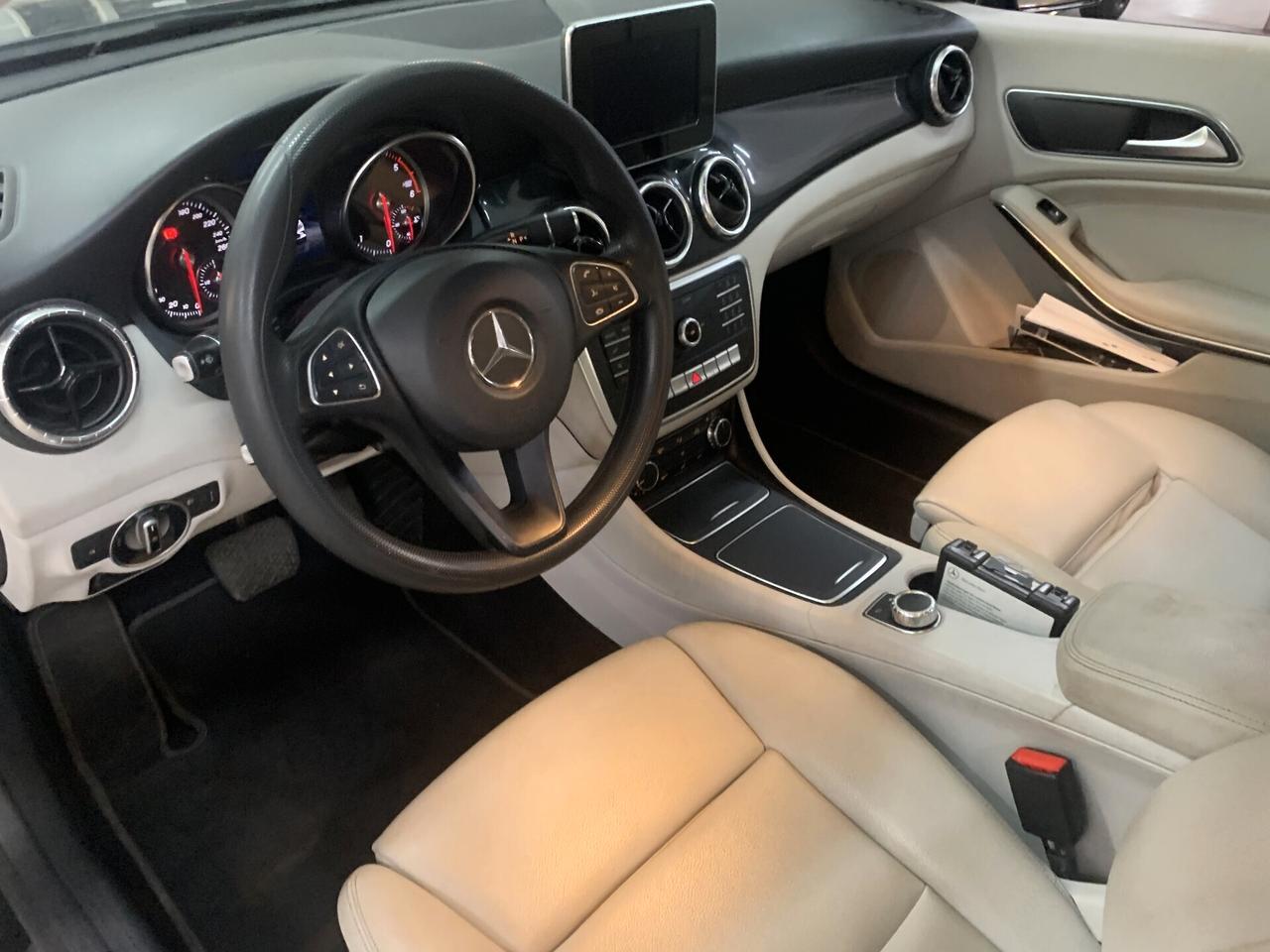 Mercedes-benz CLA 200D AUTOMATICA 2018 KM80800