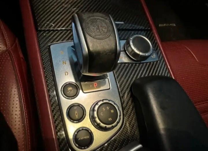 Mercedes-benz SL 63 AMG PERFORMANCE PACK 566CV