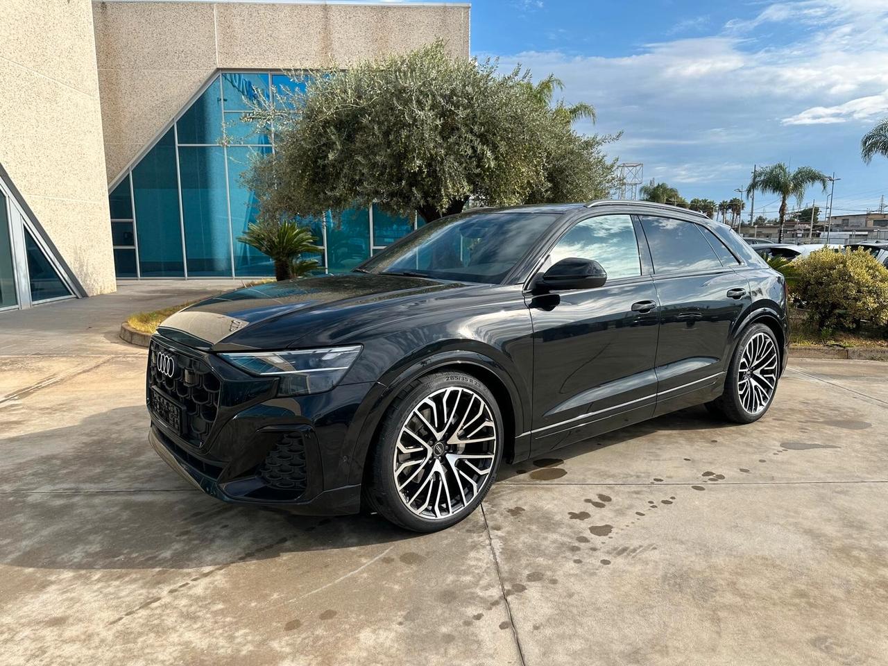 Audi Q8 SUV 50 TDI 286 CV quattro tiptronic S line edition possibilità noleggio no scoring