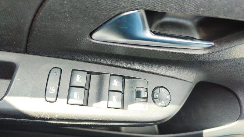 Opel Corsa 1.2 Edition 75cv MT5