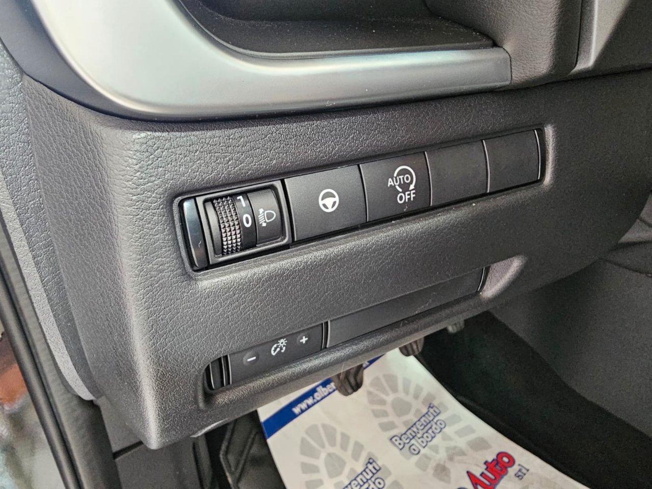 Nissan Qashqai 1.3 mhev N-Connecta 2wd 140cv + TETTO PANORAMICO