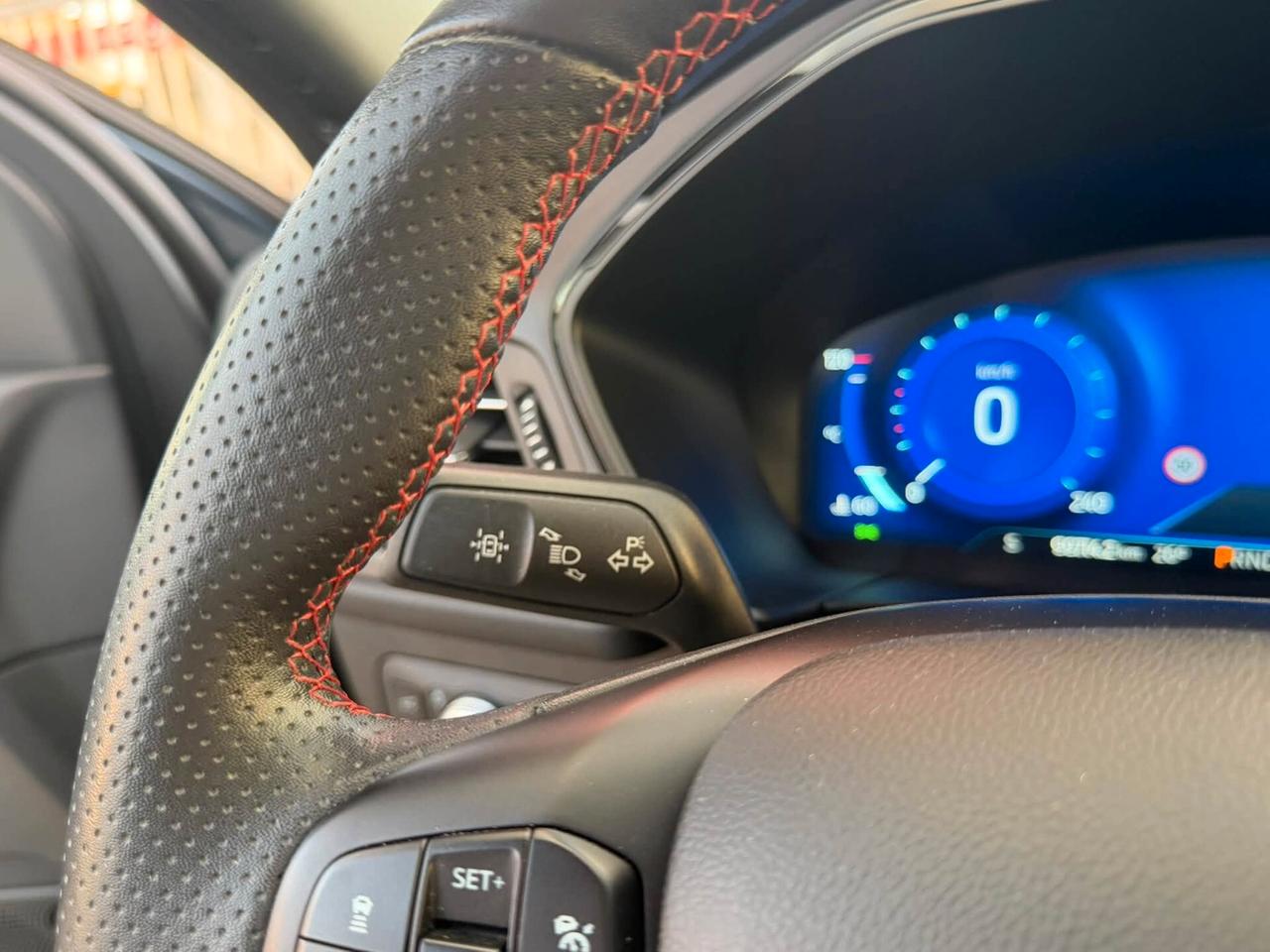 Ford Kuga 2.5 PLUG IN HYBRID 225 CV CVT 2WD ST-LINE X ANCORA GARANZIA CASA MADRE