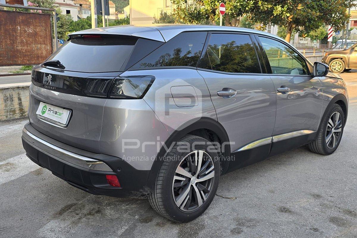 PEUGEOT 3008 BlueHDi 130 S&S EAT8 Allure