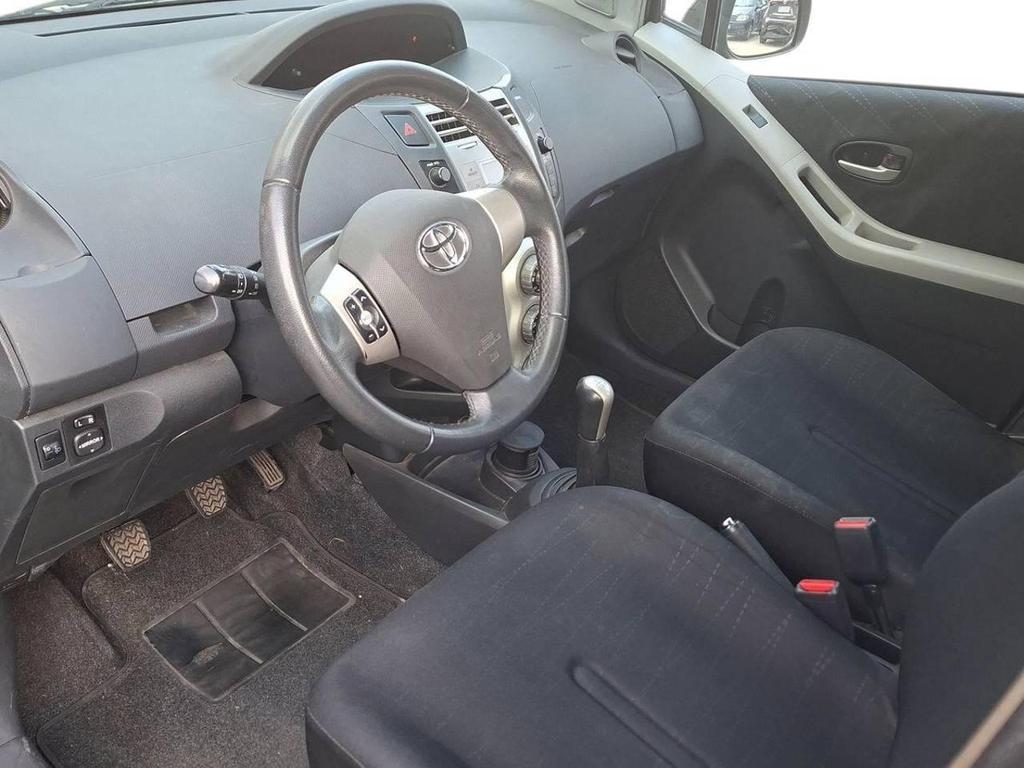 Toyota Yaris 5 Porte 1.3 Sol