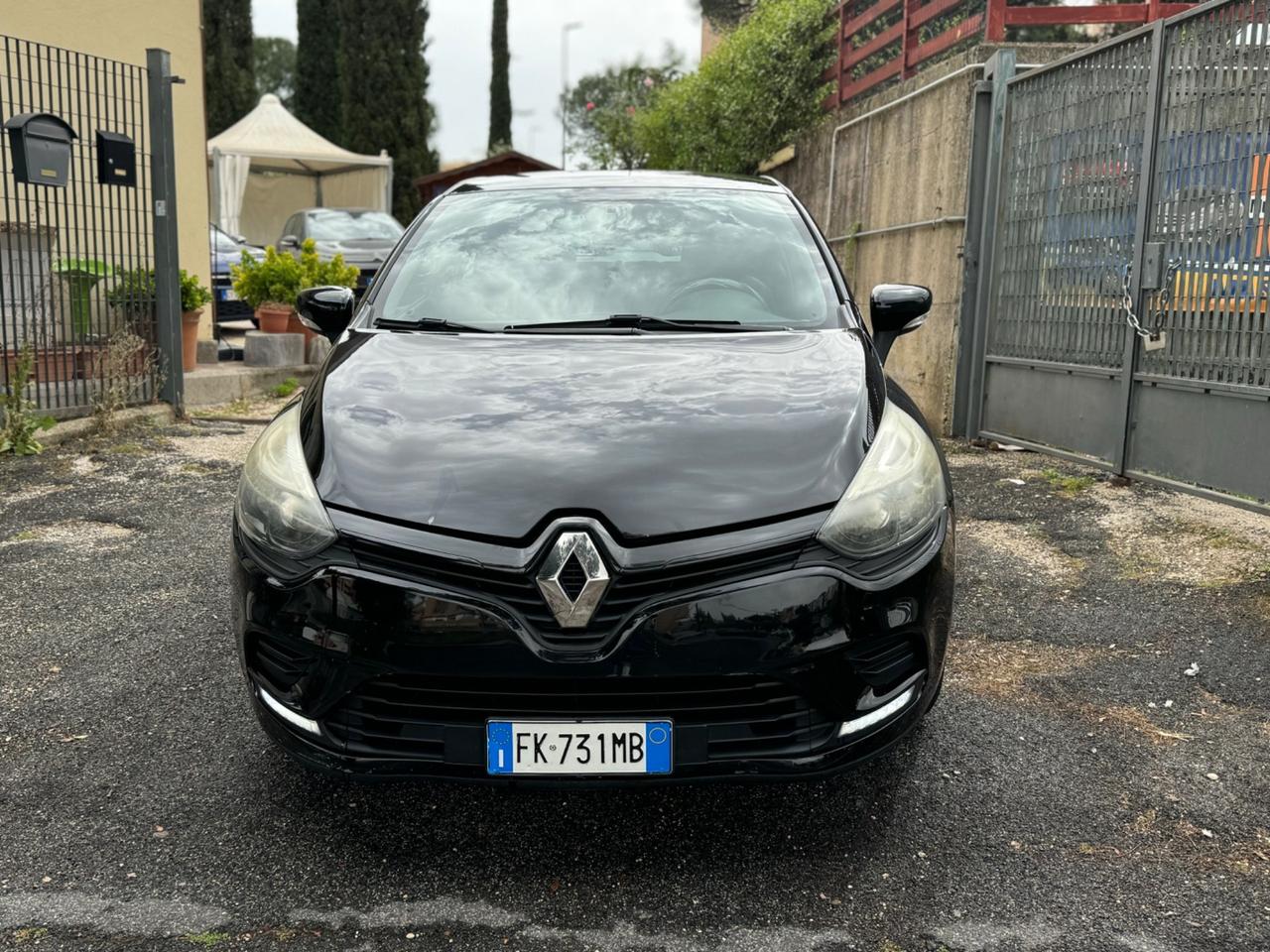 Renault Clio 1.2 75CV 5 porte Zen PERFETTA