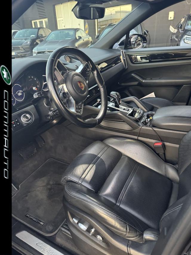 PORSCHE Cayenne Coupé 3.0 V6