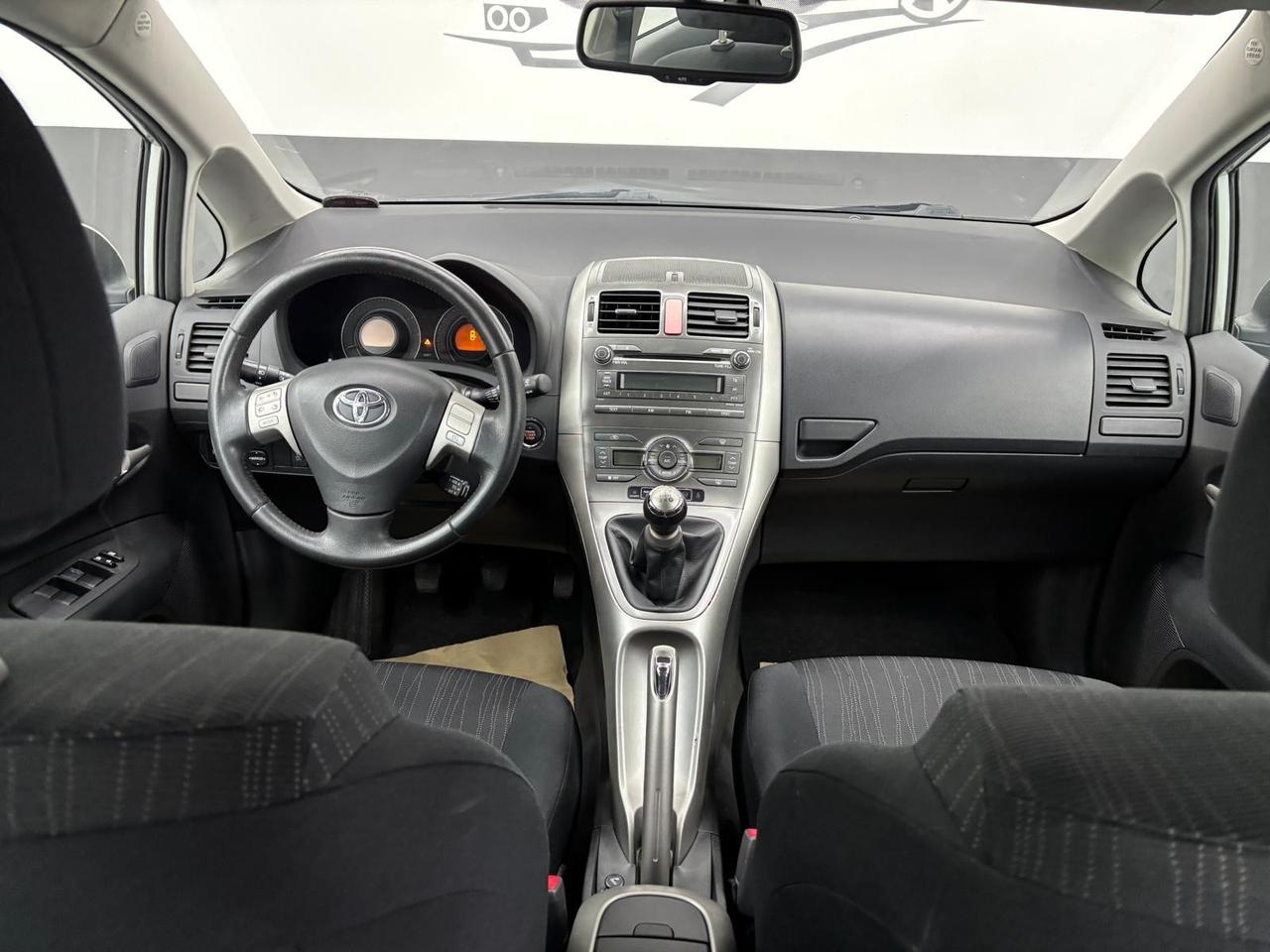 Toyota Auris 1.6 5 porte Sol