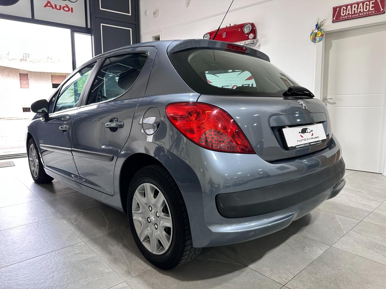 Peugeot 207 1.4 HDi 70CV 5p. NEOPATENTATI - UNICO