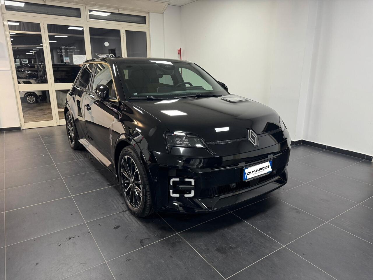 Renault 5 E-Tech Electric 150 CV Comfort Range Iconic Cinq