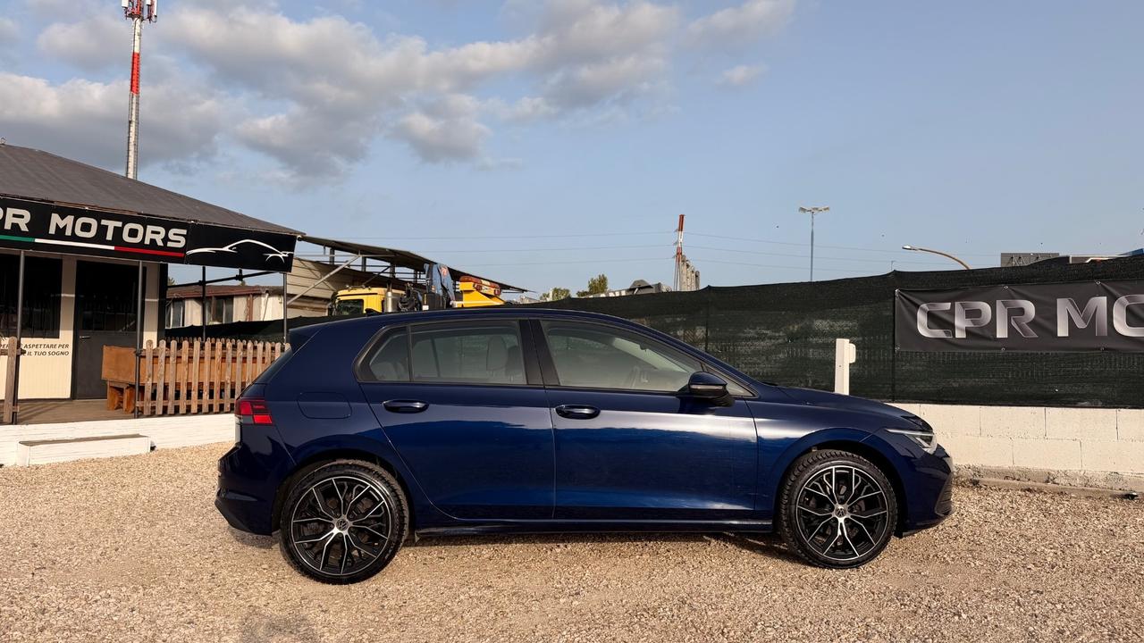 Volkswagen Golf 1.0 eTSI EVO DSG Life