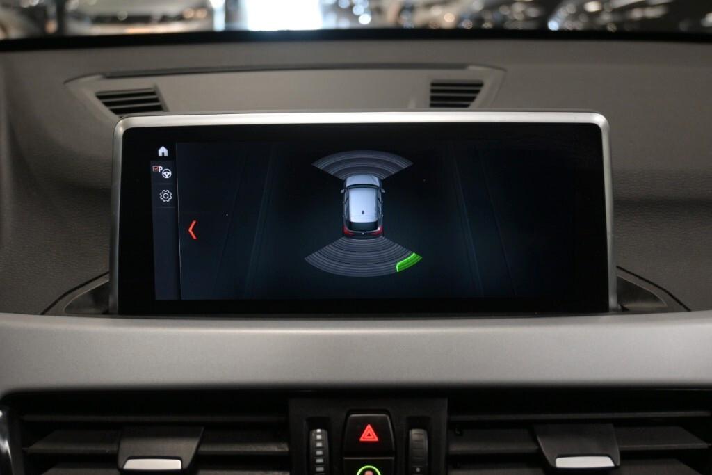 BMW X1 16D 115CV STEPTRONIC S-DRIVE BUSINESS ADVANTAGE ( CRUISE - TETTO PANORAMICO APR. - NAVI - PARK ASSISTANT )