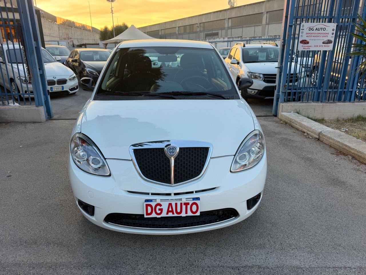 Lancia Ypsilon 1.2 benzina 69 cv 2011