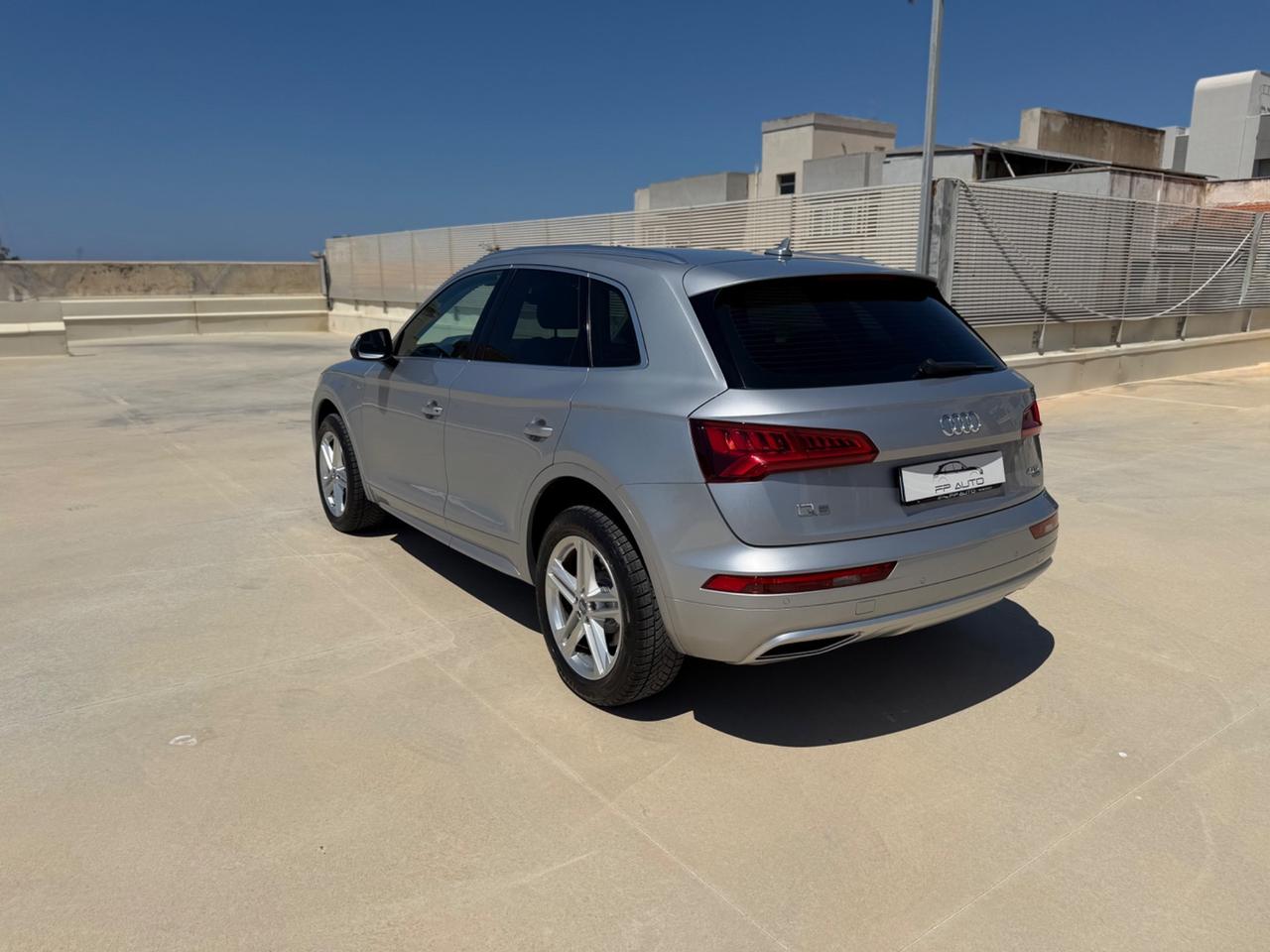 Audi Q5 40 TDI quattro S tronic line plus