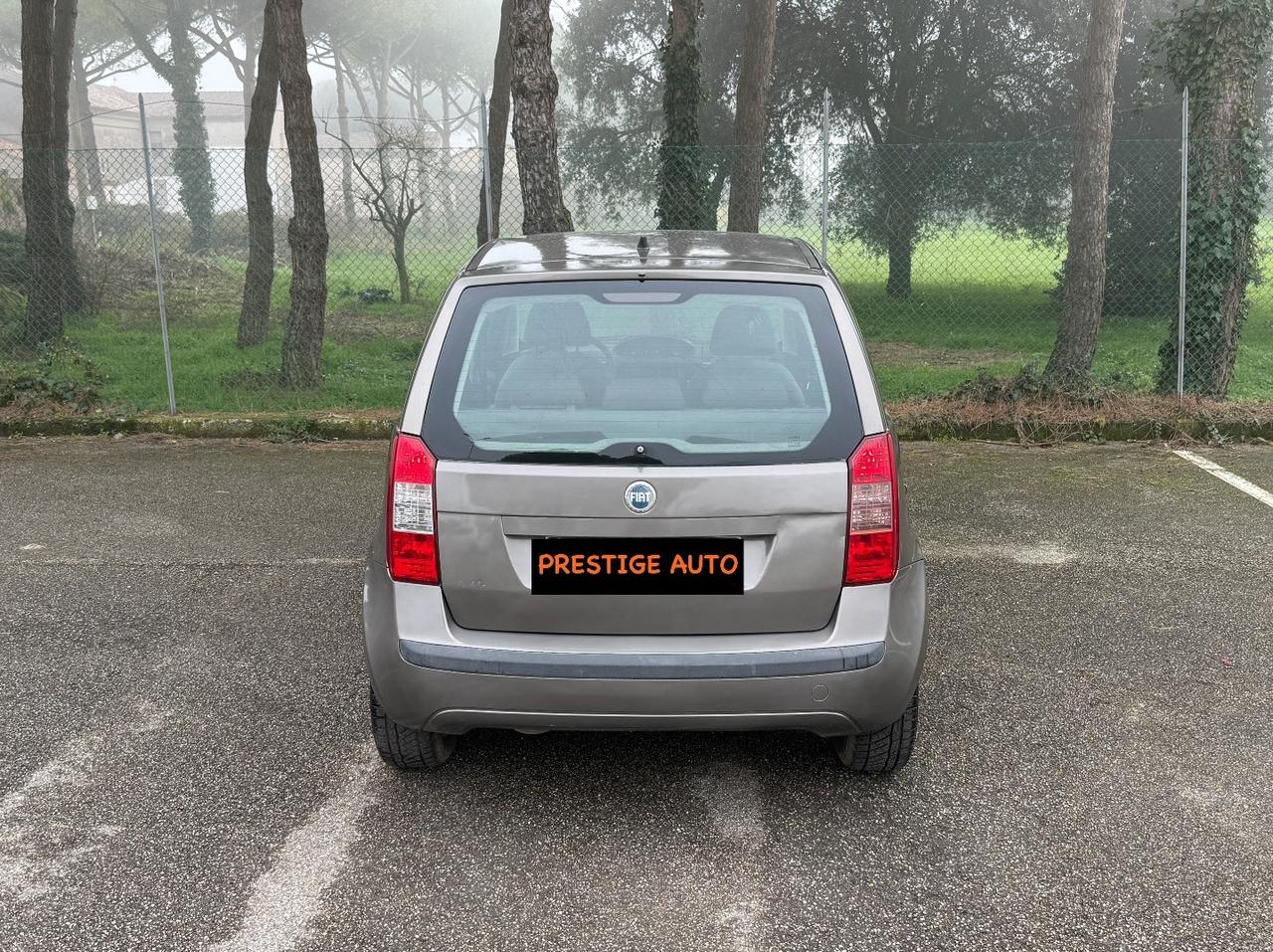 Fiat Idea 1.4 16V GPL BlackEnergy