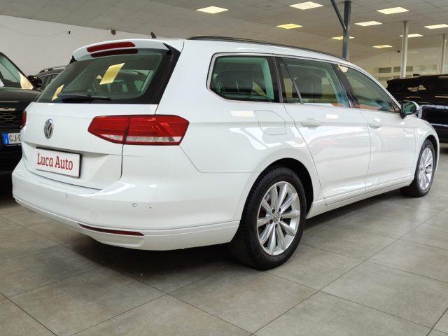 VOLKSWAGEN Passat Variant 2.0 TDI DSG *SCHERMO 9,2"*TAGLIANDI*UNICO PROP.*