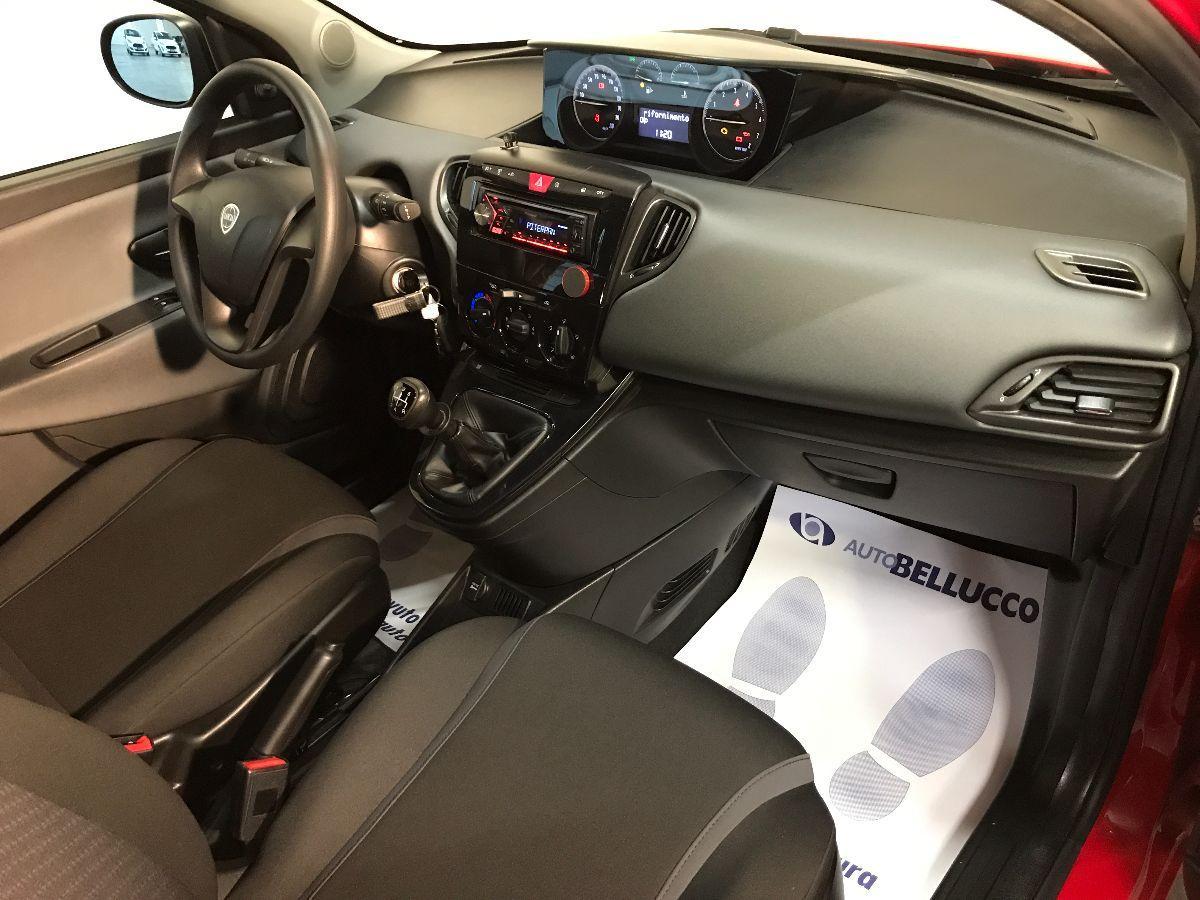 LANCIA Ypsilon 1.2 69 CV 5p. Silver