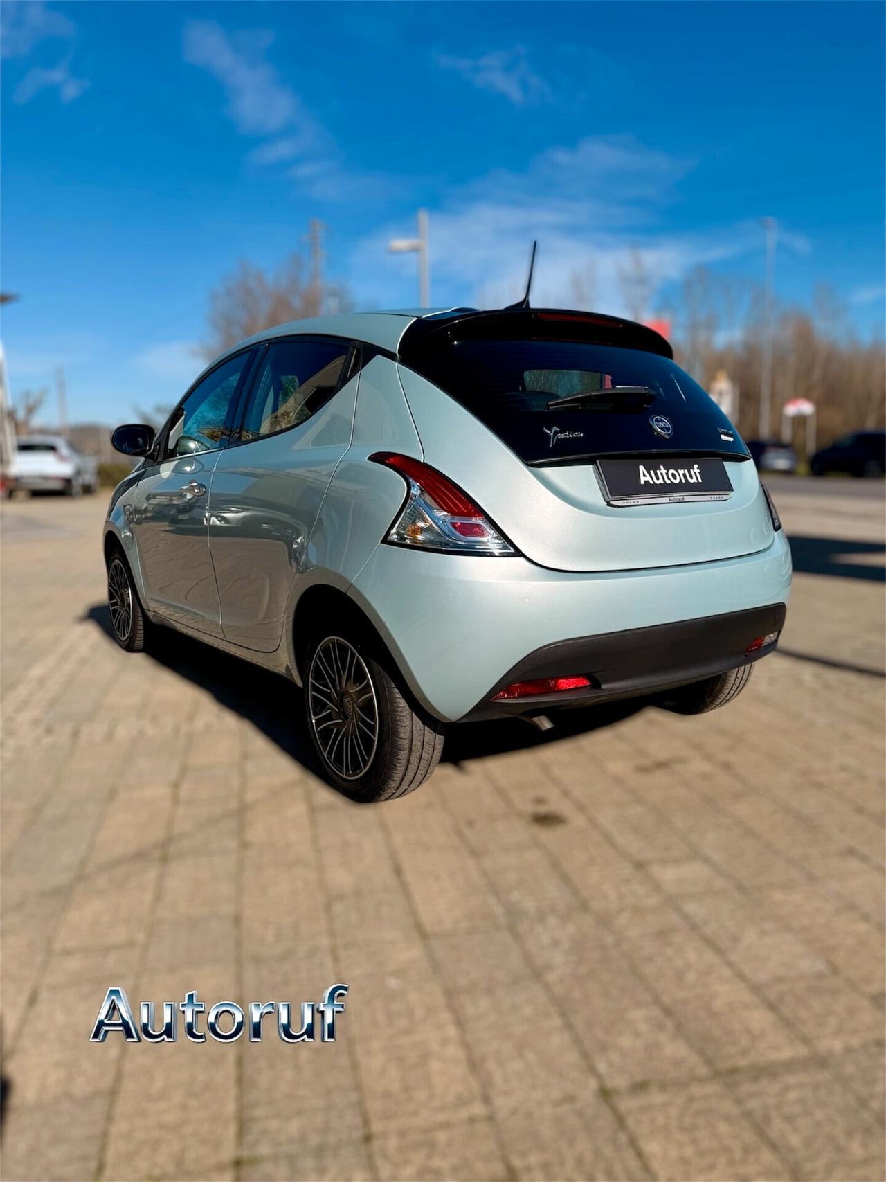 Lancia Ypsilon 1.0 FireFly 5 porte S&S Hybrid 2023