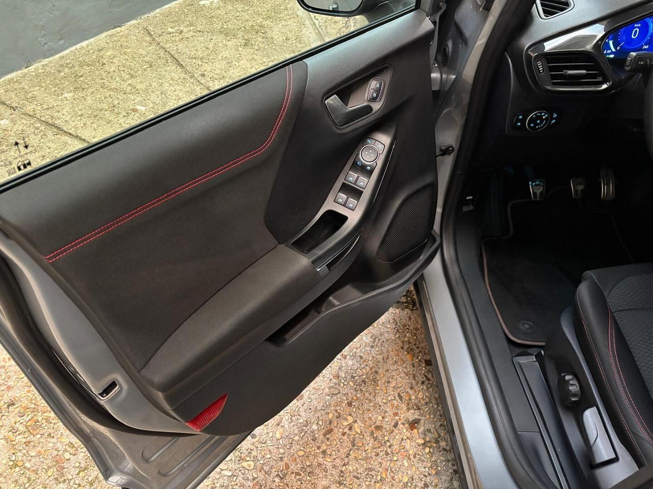 FORD PUMA hybrid ST-LINE