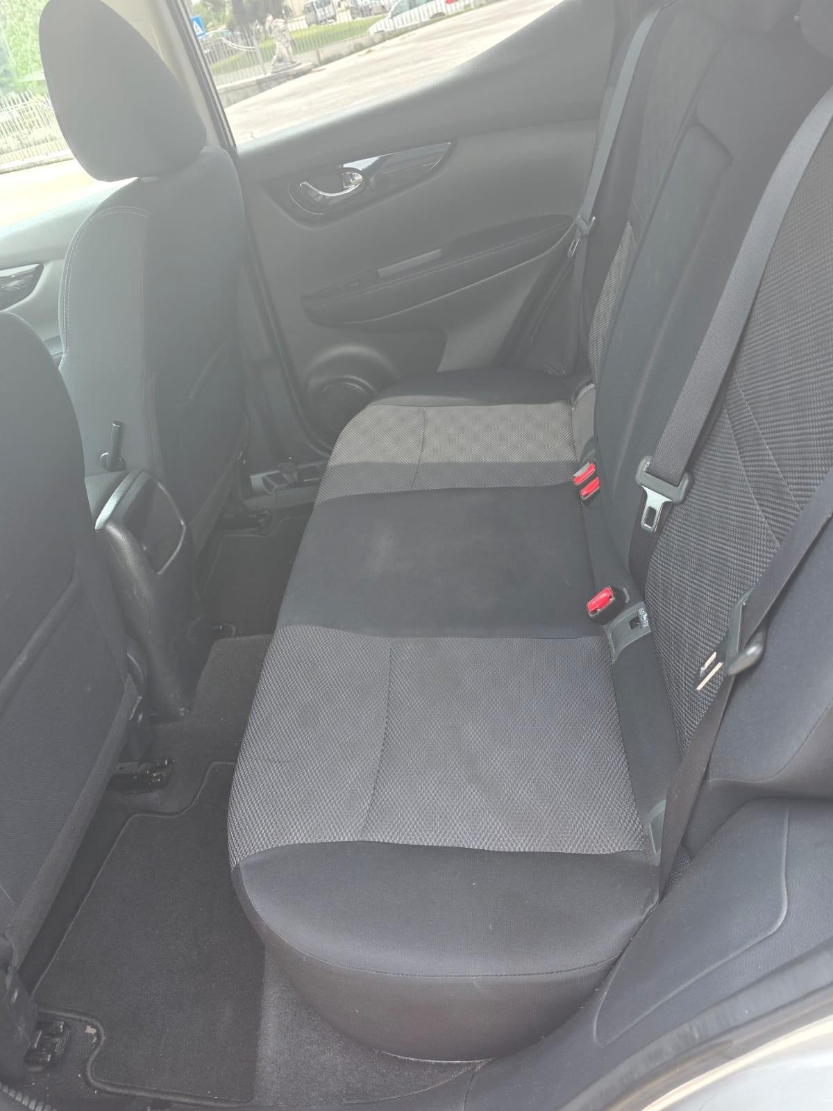 Nissan Qashqai 1.6 dCi 2WD Visia