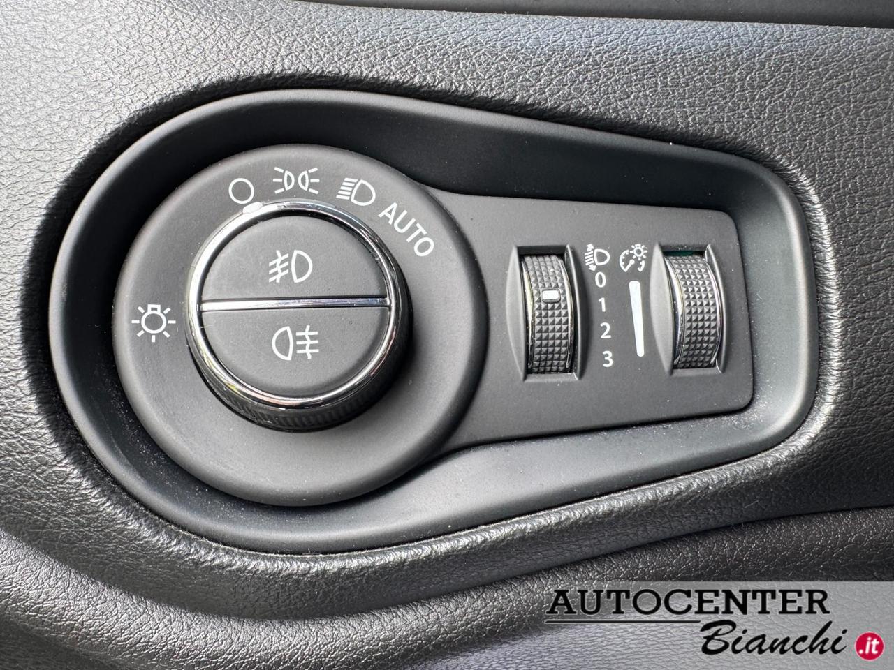 Jeep Renegade 1.5 turbo t4 mhev Limited 2wd 130cv dct